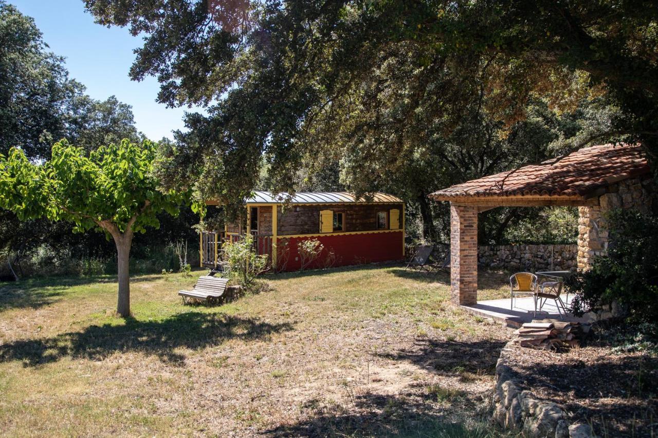 Вилла Domaine Les Perpetus La Tour-d'Aigues Экстерьер фото