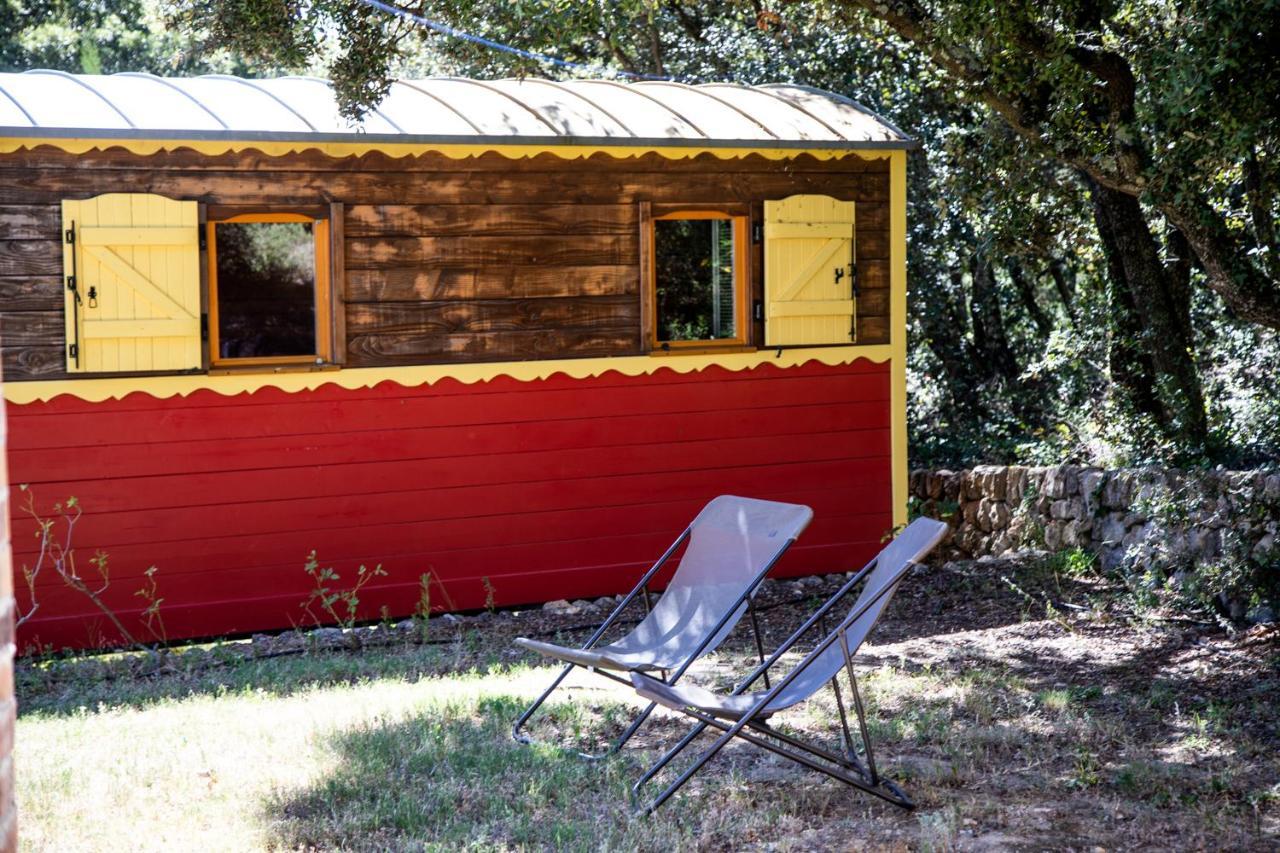 Вилла Domaine Les Perpetus La Tour-d'Aigues Экстерьер фото