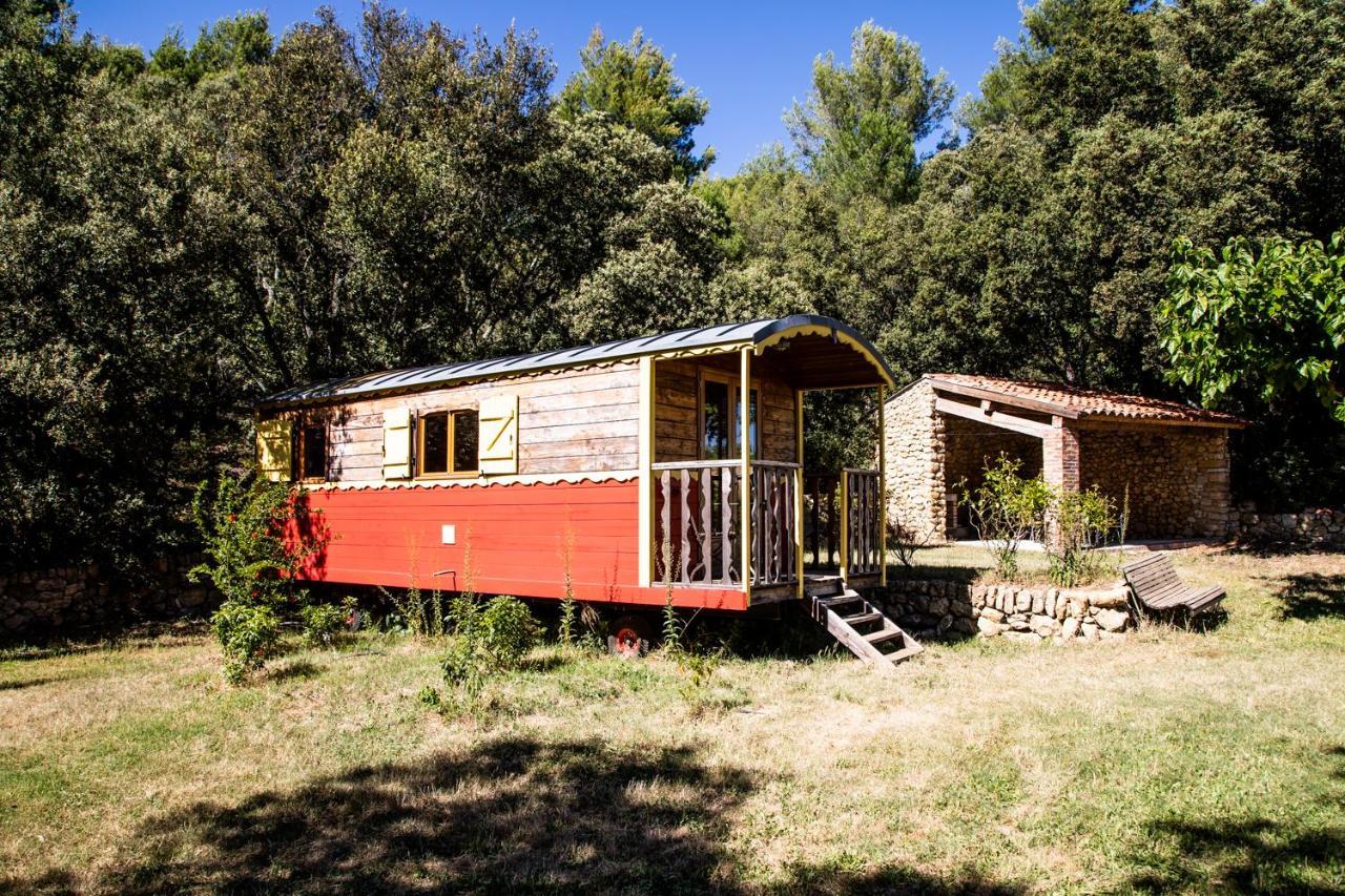 Вилла Domaine Les Perpetus La Tour-d'Aigues Экстерьер фото