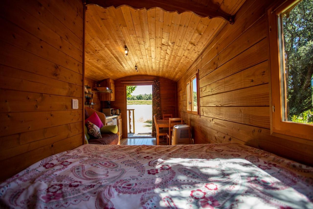 Вилла Domaine Les Perpetus La Tour-d'Aigues Экстерьер фото