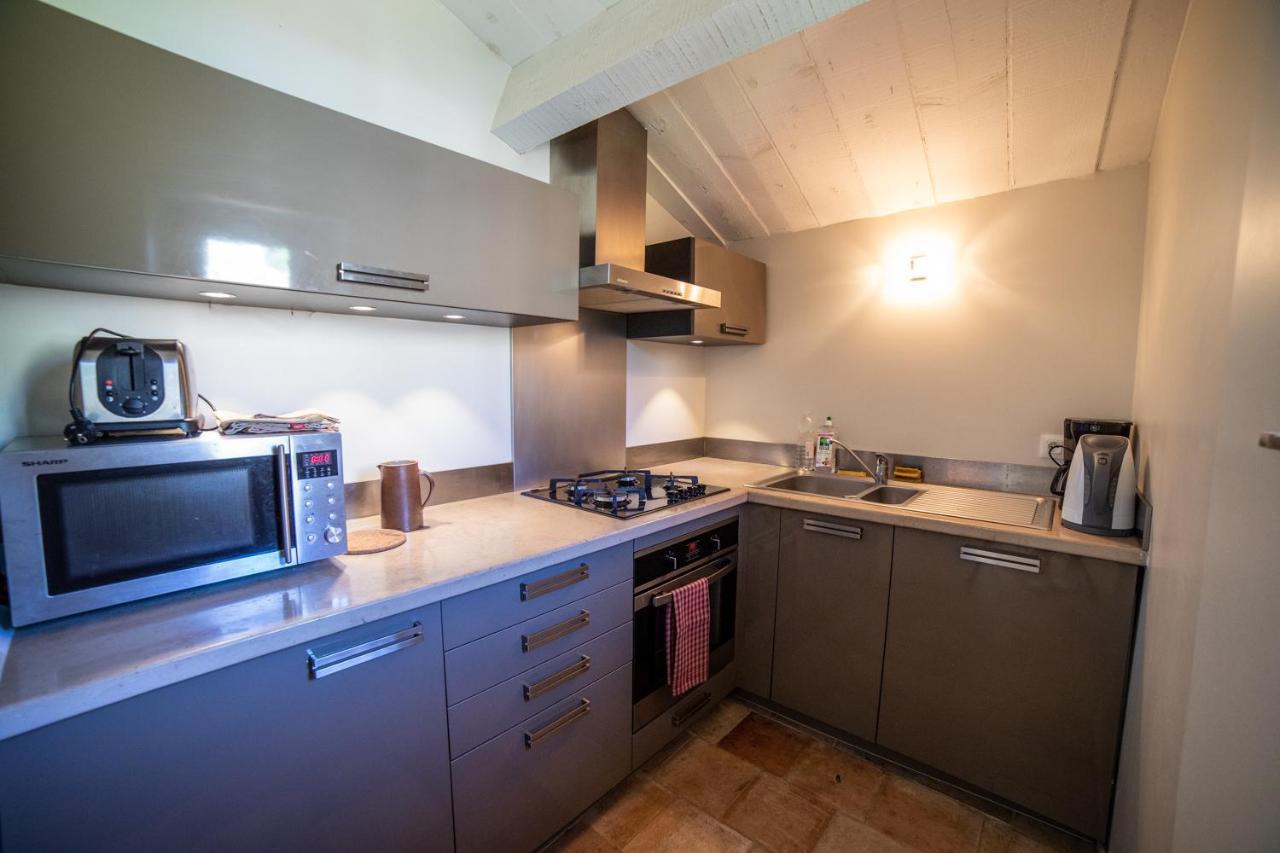 Вилла Domaine Les Perpetus La Tour-d'Aigues Экстерьер фото