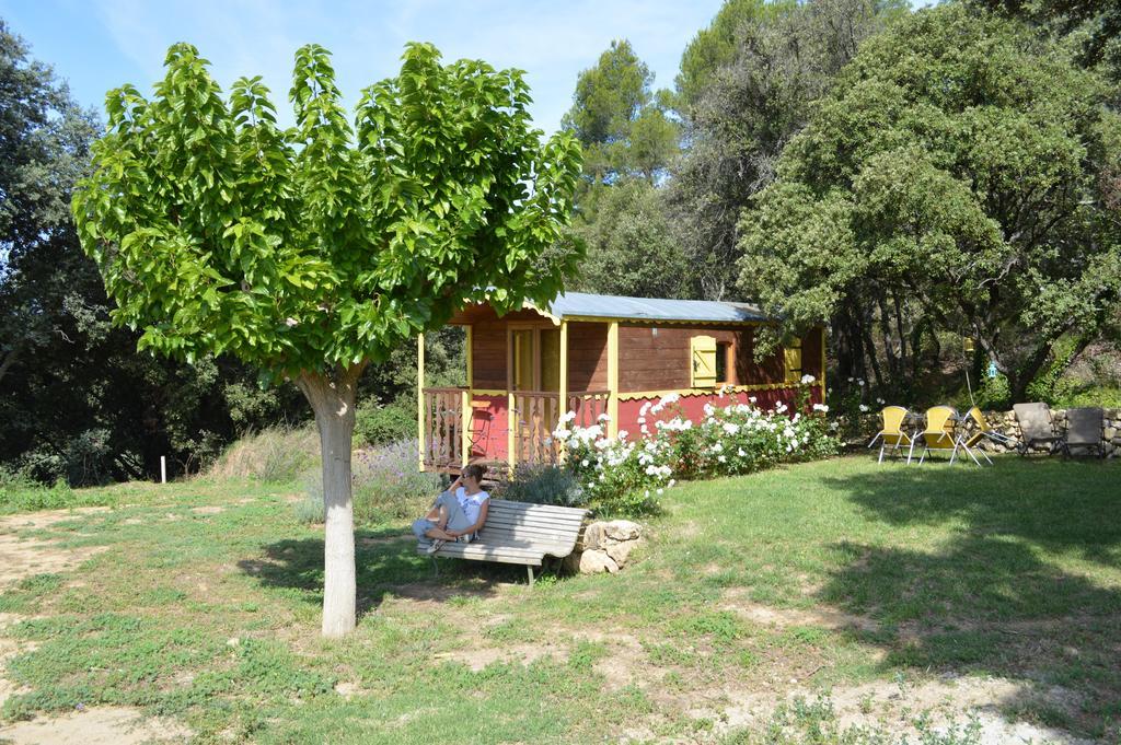 Вилла Domaine Les Perpetus La Tour-d'Aigues Номер фото
