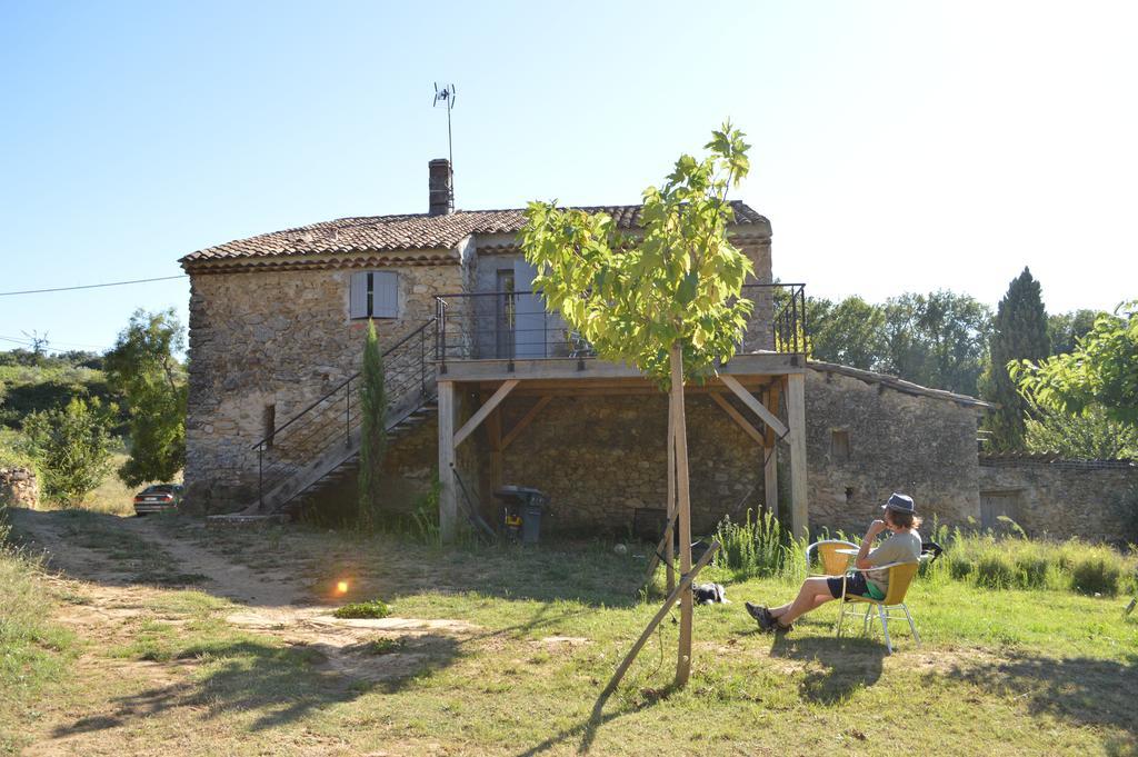 Вилла Domaine Les Perpetus La Tour-d'Aigues Номер фото